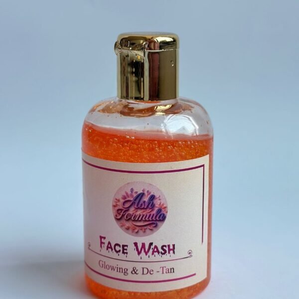 Glowing & De-Tan Face Wash